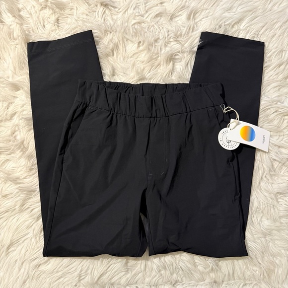 NWT Vuori Miles Ankle Crop Black Trouser Pants Travel Lightweight Packable XS - Picture 5 of 12